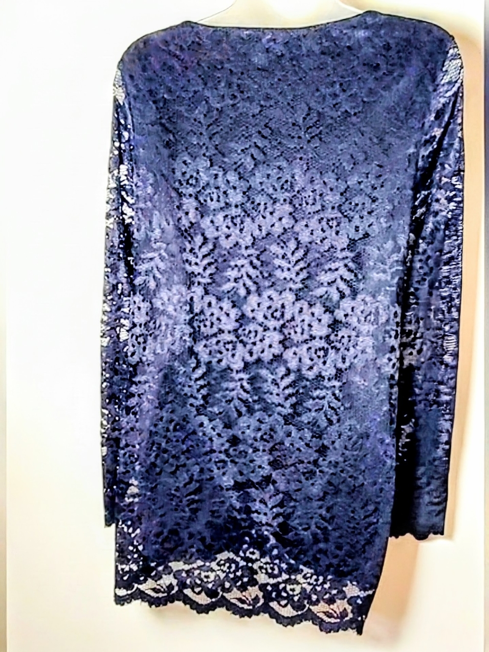 Elegant Navy Lace Long-Sleeve Sheath Dress